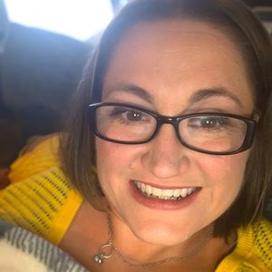 Meet your Posher, Clare